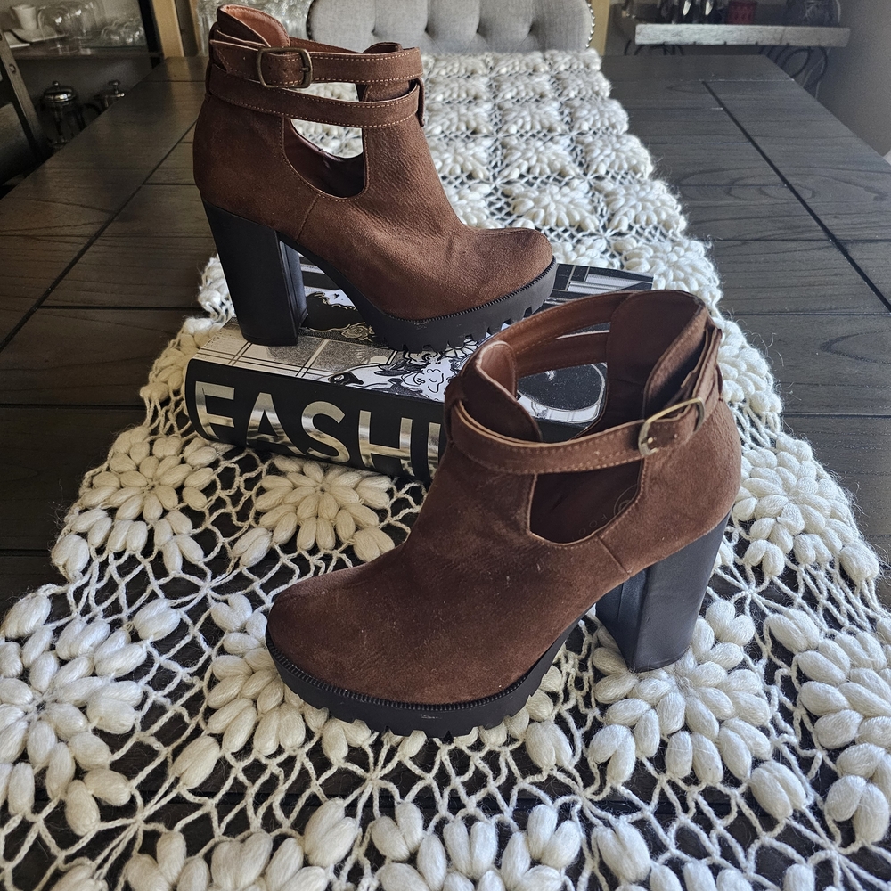 Chic Brown Ankle Strap Heeled Booties